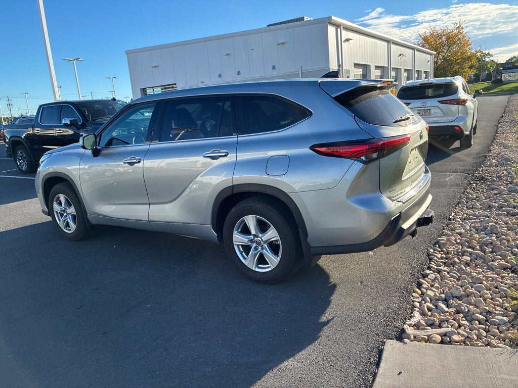 2022 Toyota Highlander LE CERTIFIED