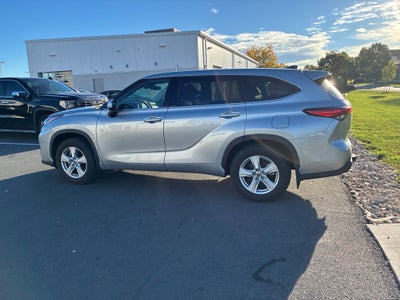 2022 Toyota Highlander LE CERTIFIED