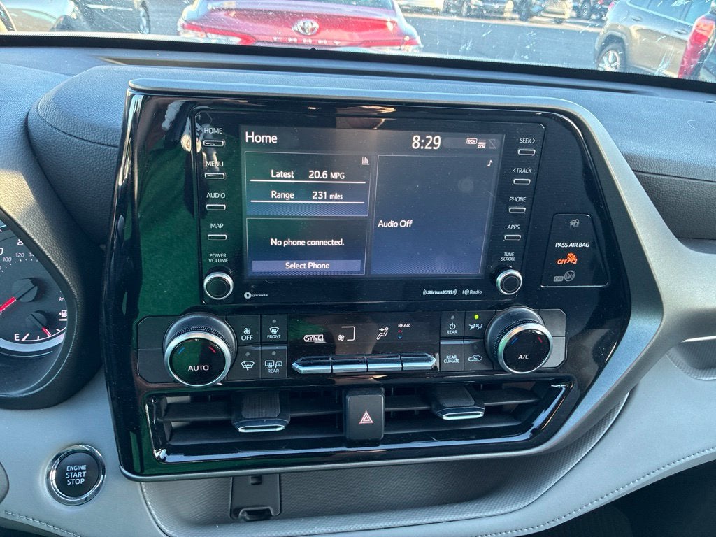 2022 Toyota Highlander LE CERTIFIED