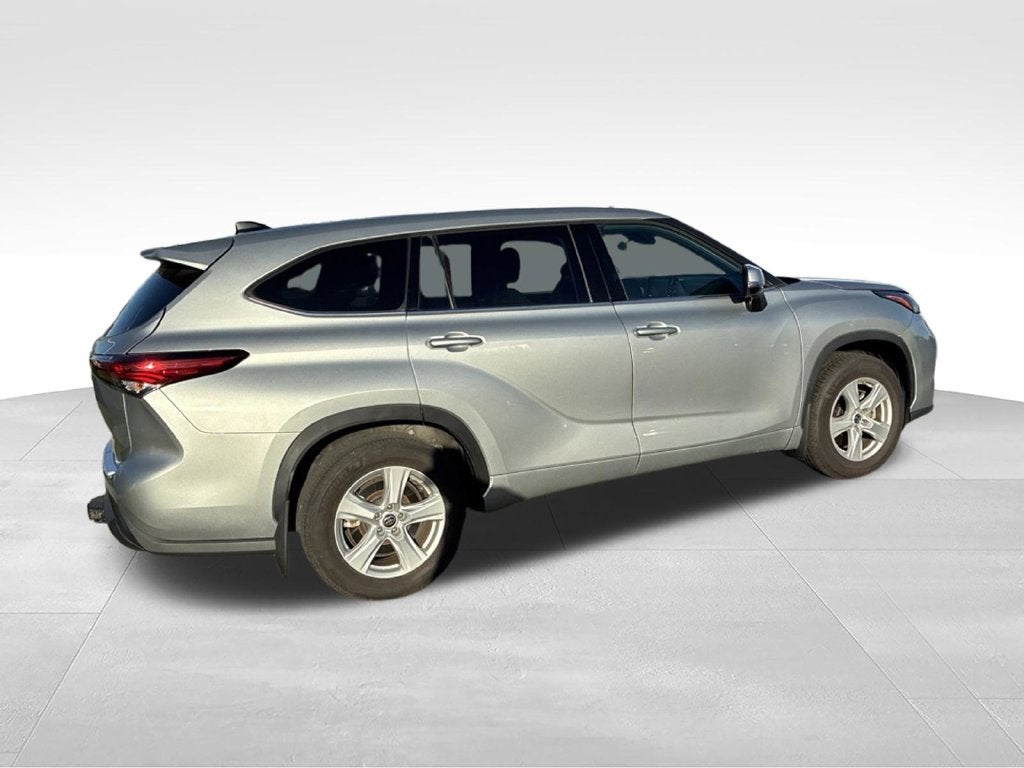 2022 Toyota Highlander LE CERTIFIED
