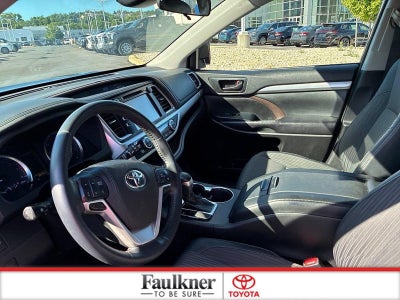 2018 Toyota Highlander LE Plus V6 AWD (SE)