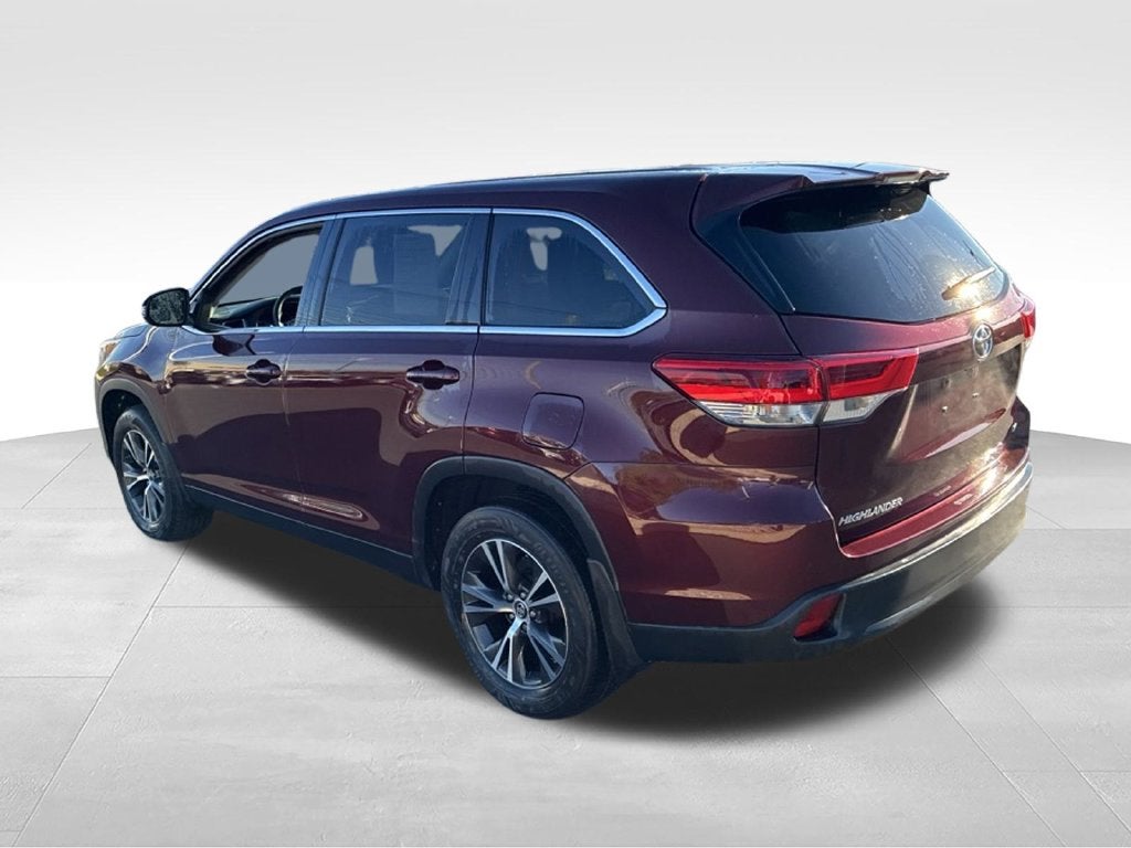 2019 Toyota Highlander LE