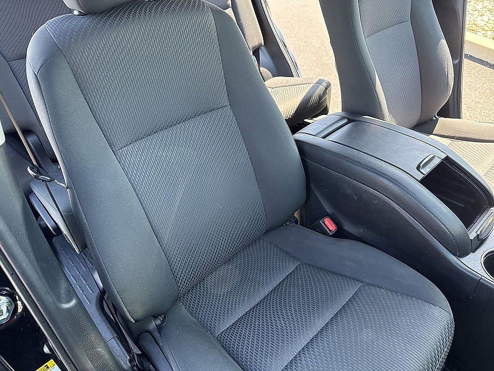 2019 Toyota Highlander LE V6 AWD (SE)