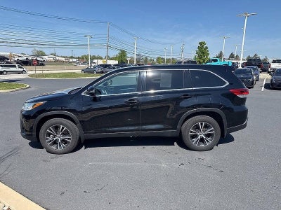 2019 Toyota Highlander LE V6 AWD (SE)