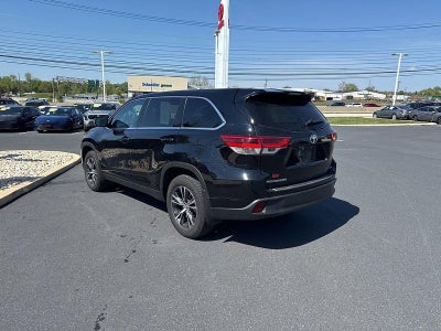 2019 Toyota Highlander LE V6 AWD (SE)