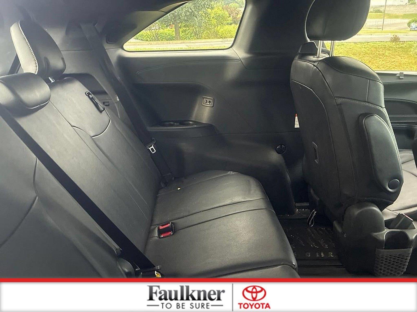 2025 Toyota Sienna Woodland Edition AWD 7-Passenger (Natl)