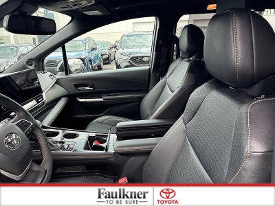 2025 Toyota Sienna Woodland Edition AWD 7-Passenger (Natl)