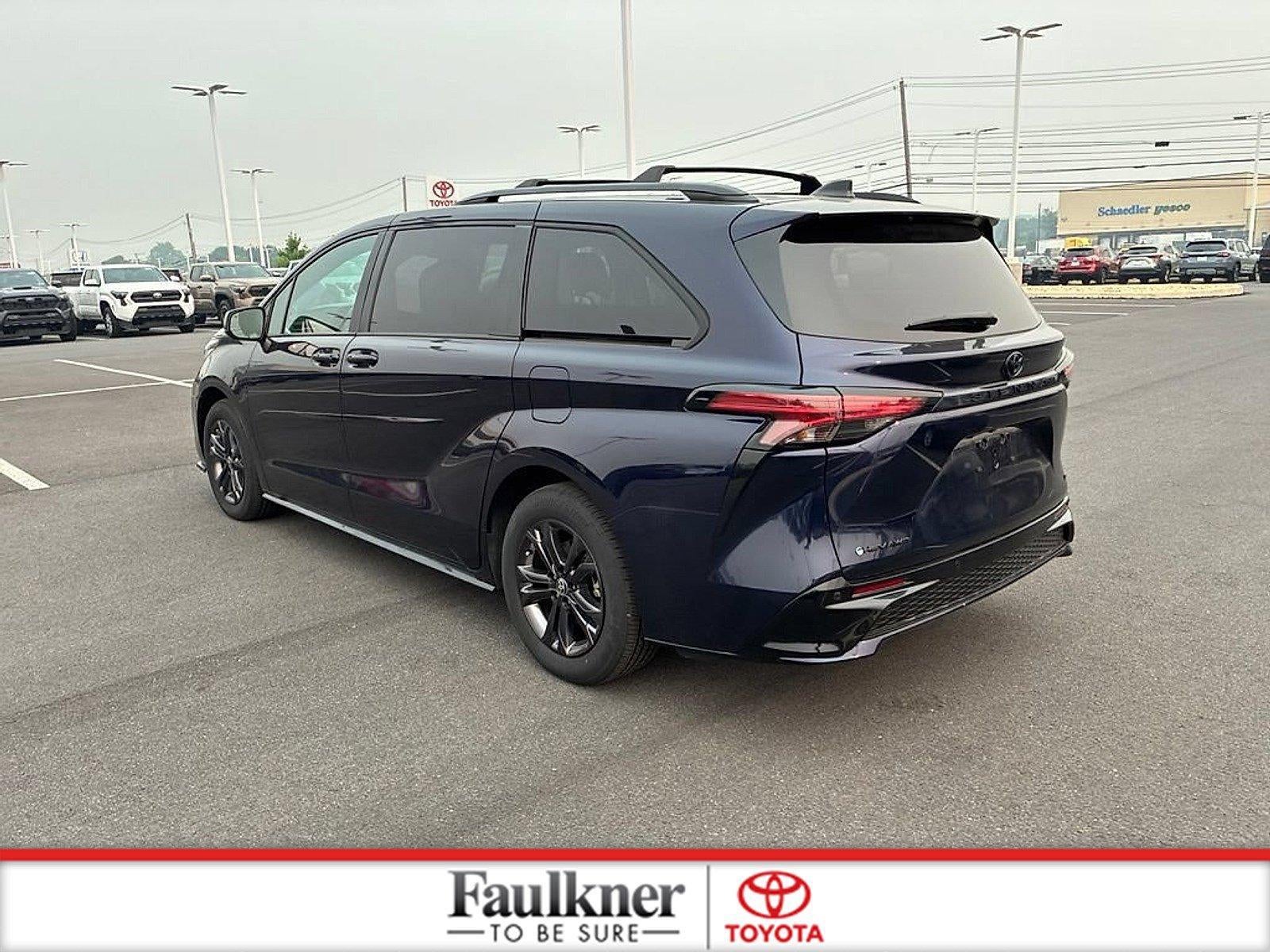 2025 Toyota Sienna XSE AWD 7-Passenger (Natl)