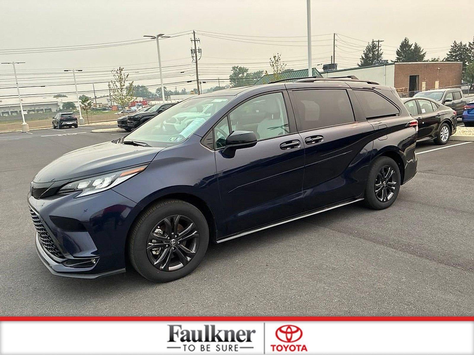 2025 Toyota Sienna XSE AWD 7-Passenger (Natl)