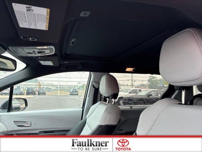 2025 Toyota Sienna XSE AWD 7-Passenger (Natl)
