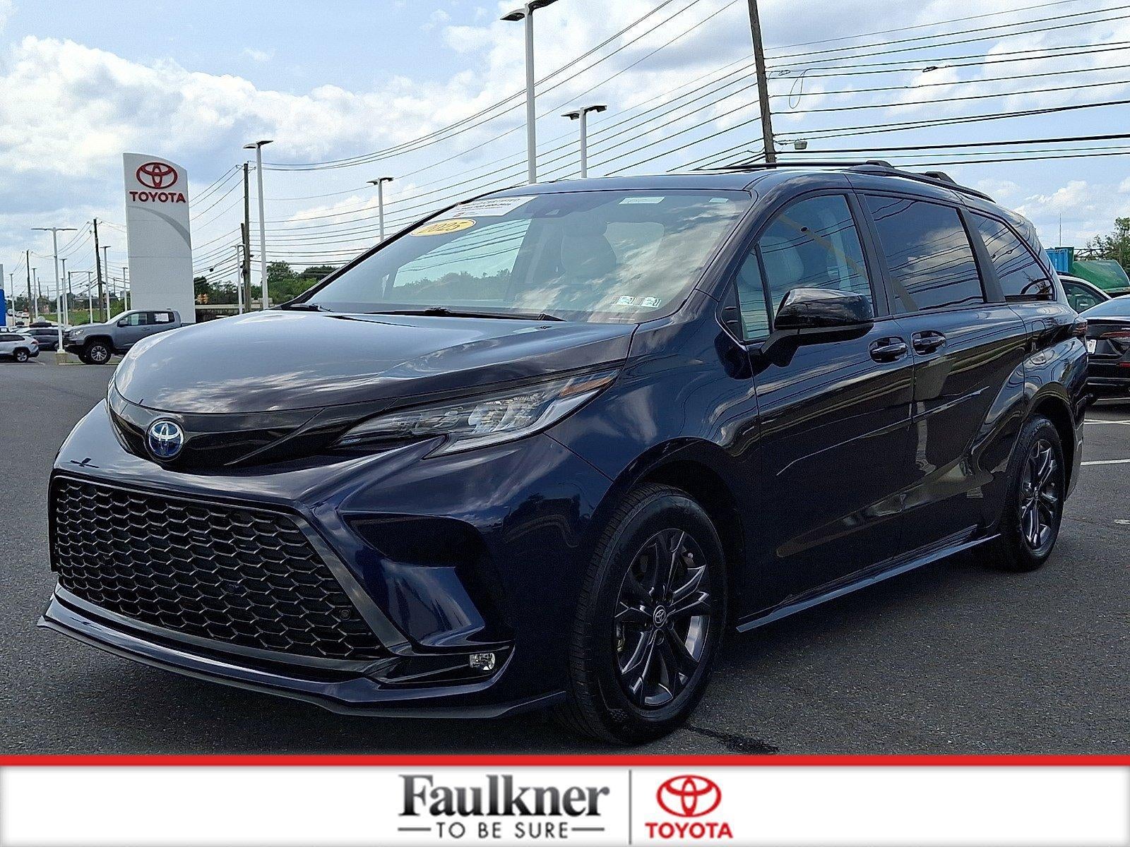 2025 Toyota Sienna XSE AWD 7-Passenger (Natl)