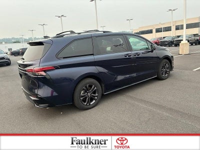 2025 Toyota Sienna XSE AWD 7-Passenger (Natl)