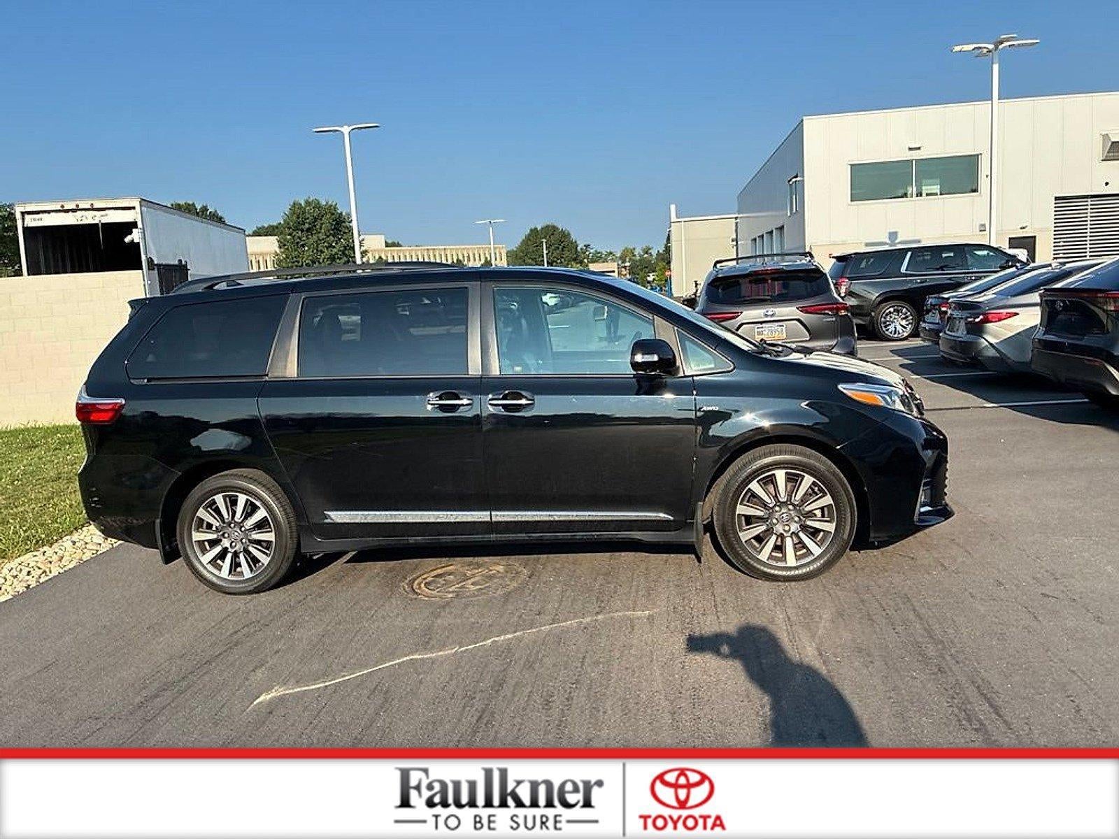 2018 Toyota Sienna Limited Premium AWD 7-Passenger (Natl)
