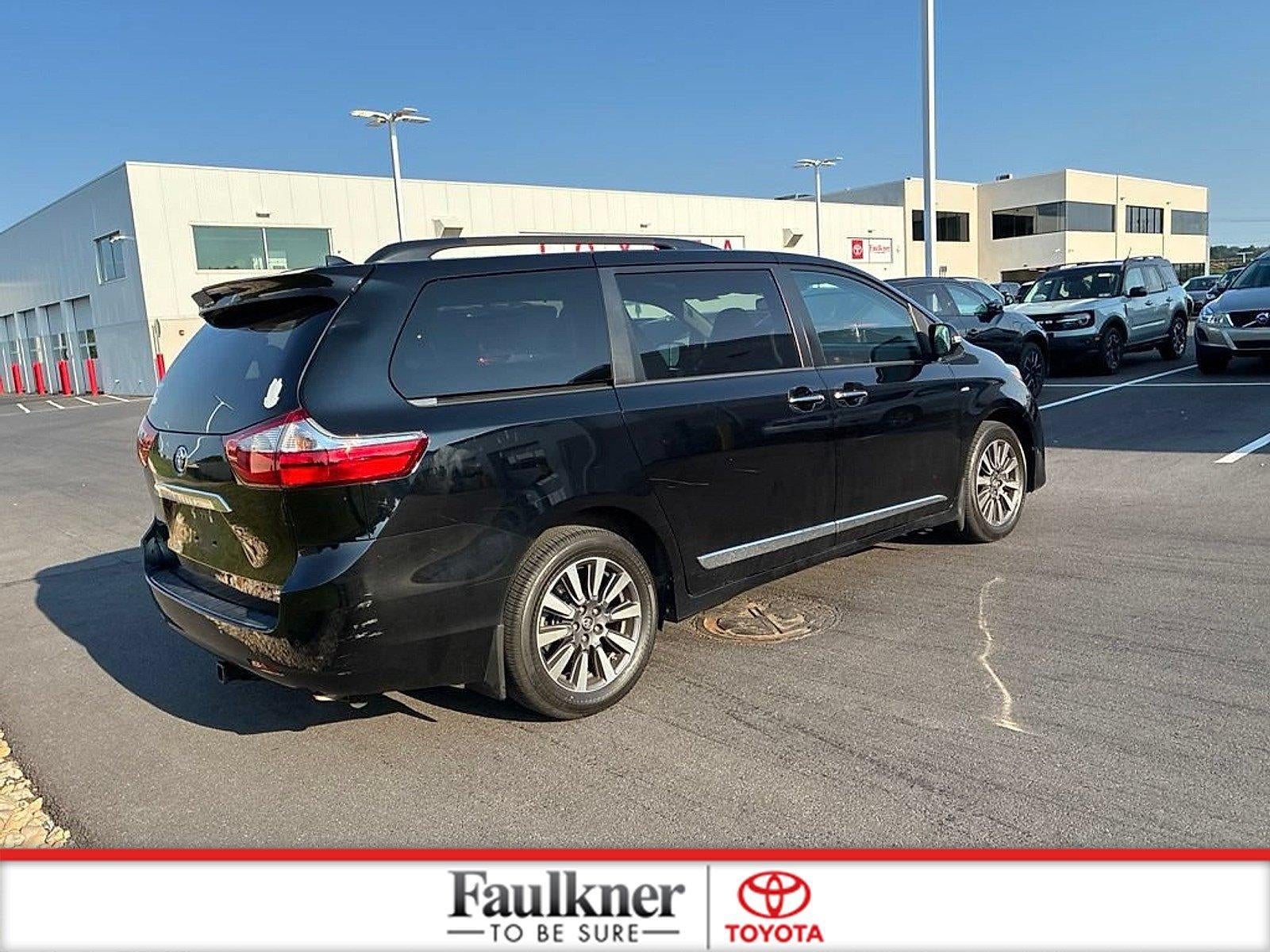 2018 Toyota Sienna Limited Premium AWD 7-Passenger (Natl)