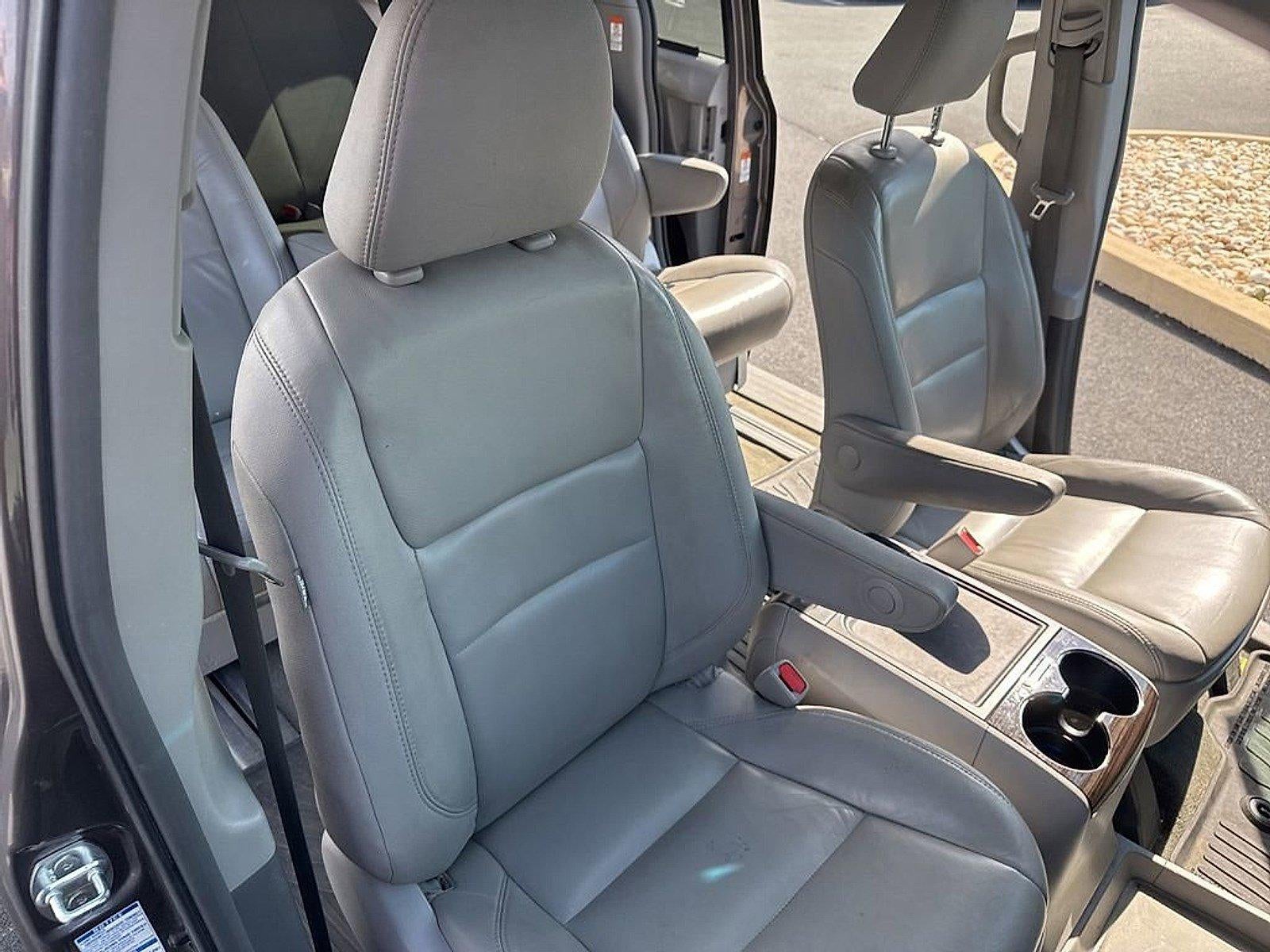 2017 Toyota Sienna Limited Premium AWD 7-Passenger (Natl)