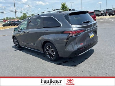 2025 Toyota Sienna Platinum AWD 7-Passenger (GS)