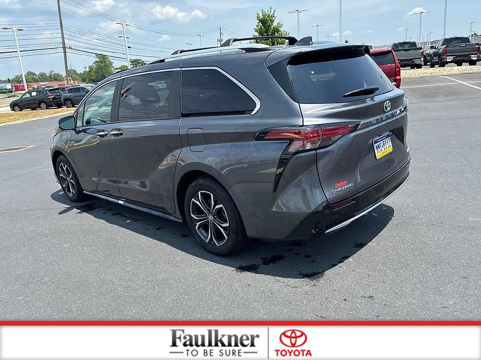 2025 Toyota Sienna Platinum AWD 7-Passenger (GS)