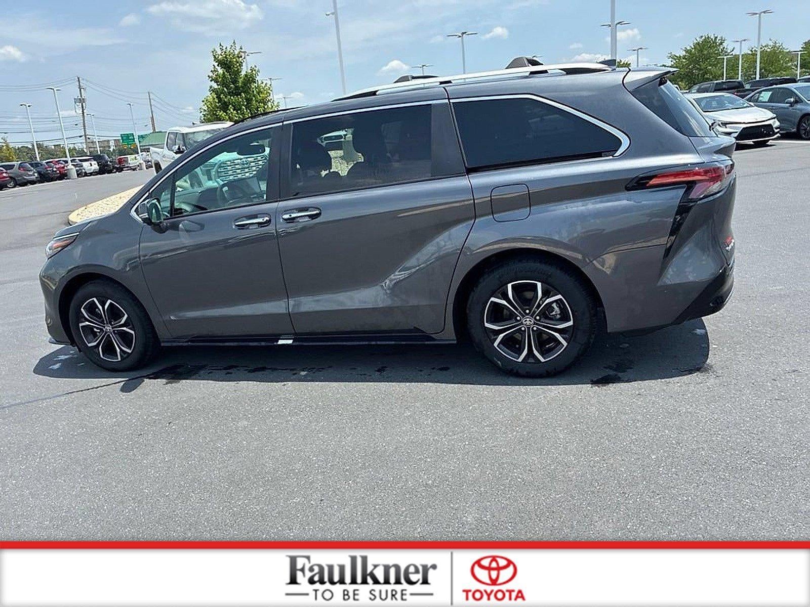2025 Toyota Sienna Platinum AWD 7-Passenger (GS)