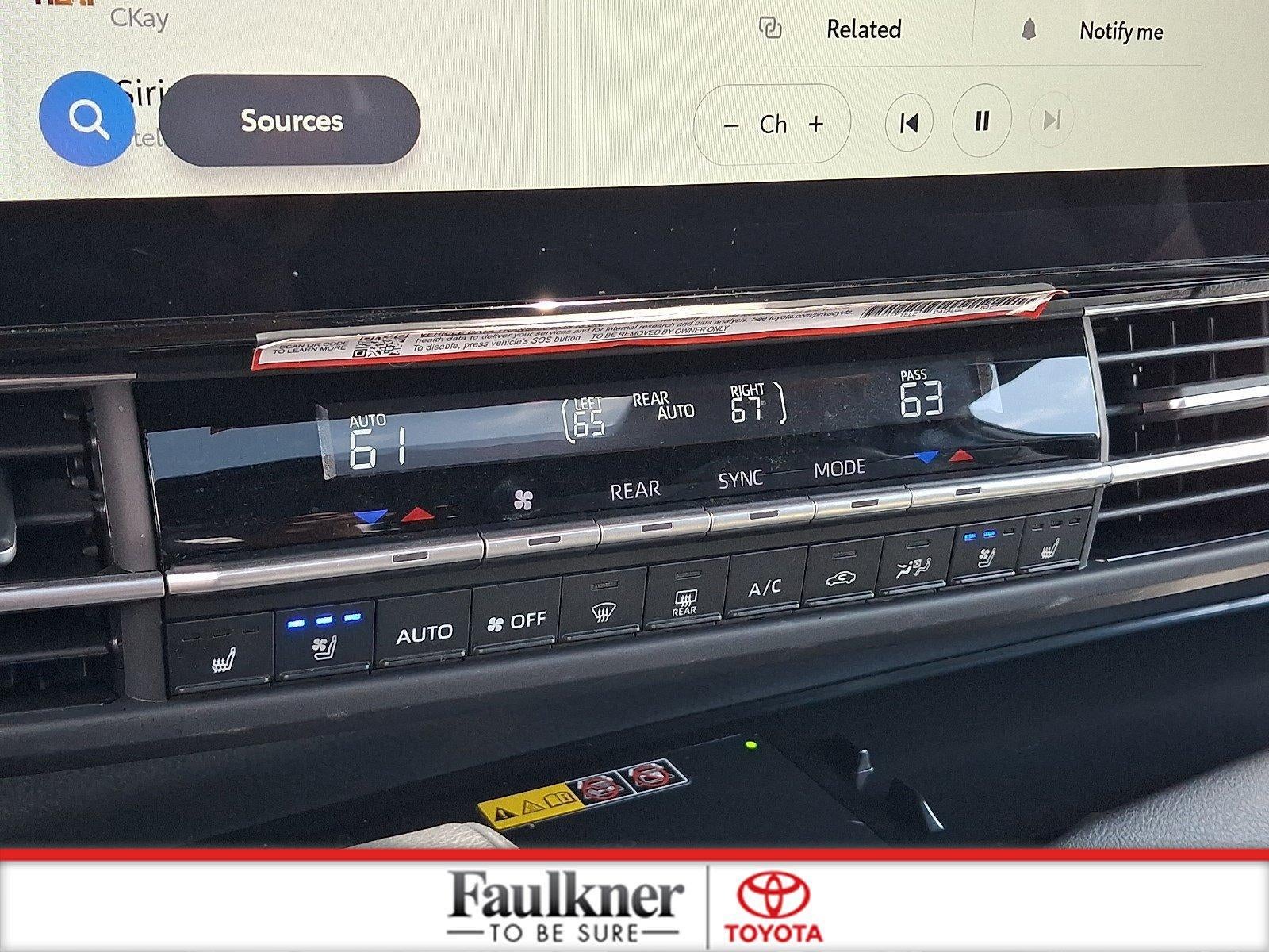 2025 Toyota Sienna Platinum AWD 7-Passenger (GS)