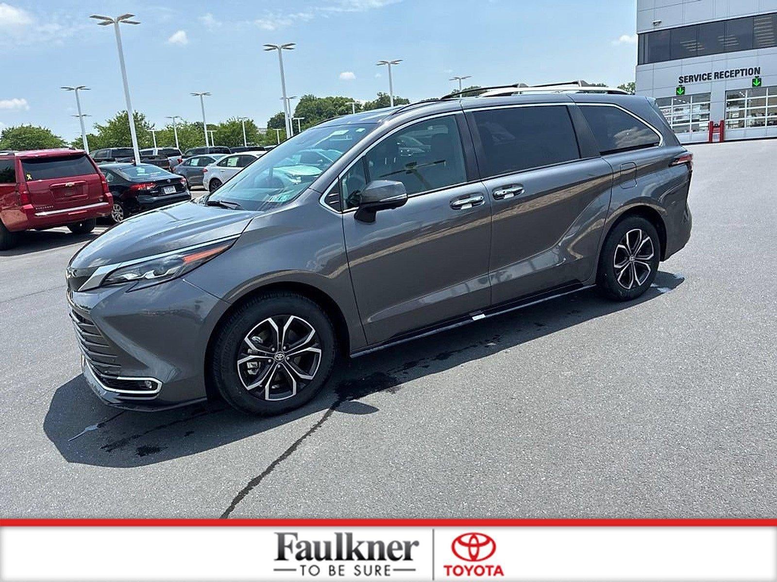 2025 Toyota Sienna Platinum AWD 7-Passenger (GS)