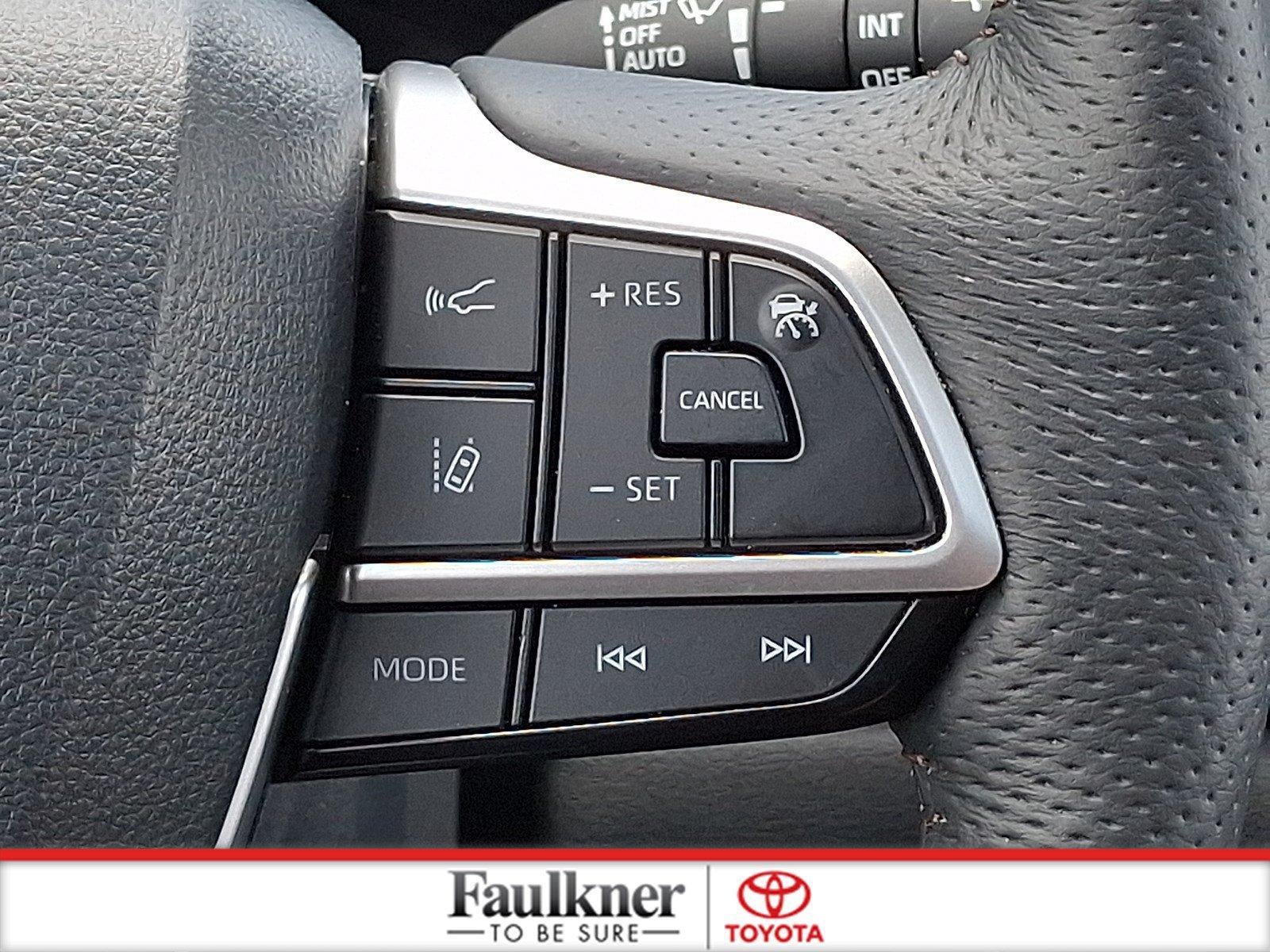 2025 Toyota Sienna Platinum AWD 7-Passenger (GS)