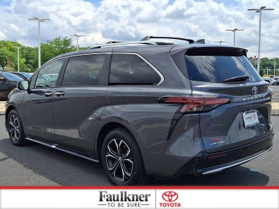 2025 Toyota Sienna Platinum AWD 7-Passenger (GS)