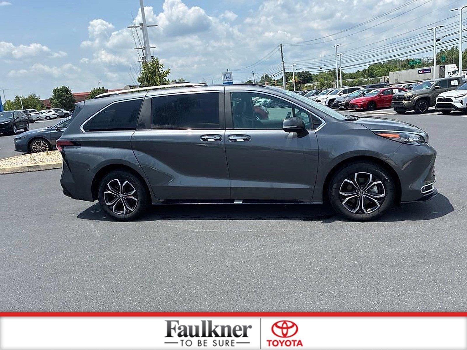 2025 Toyota Sienna Platinum AWD 7-Passenger (GS)