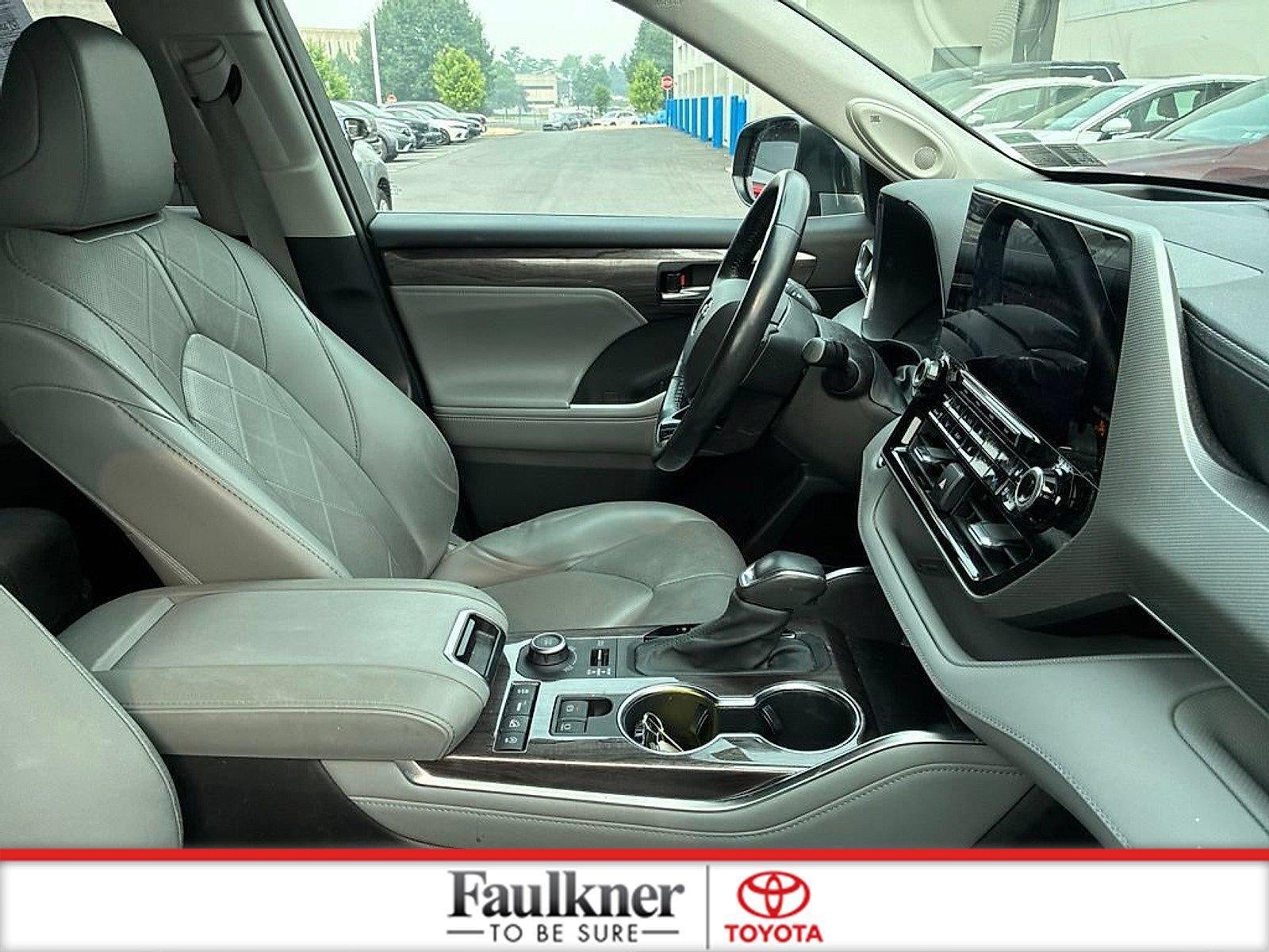 2021 Toyota Highlander Platinum AWD (Natl)