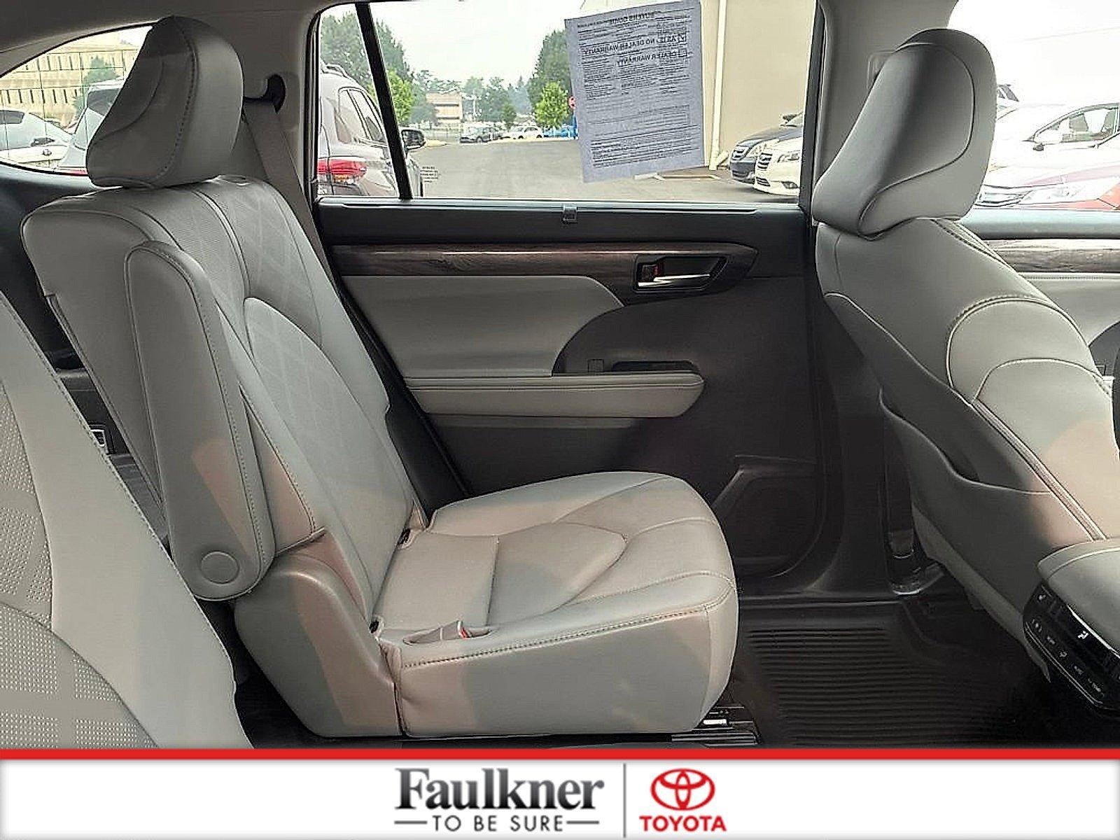 2021 Toyota Highlander Platinum AWD (Natl)