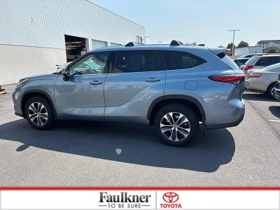 2020 Toyota Highlander XLE AWD (Natl)