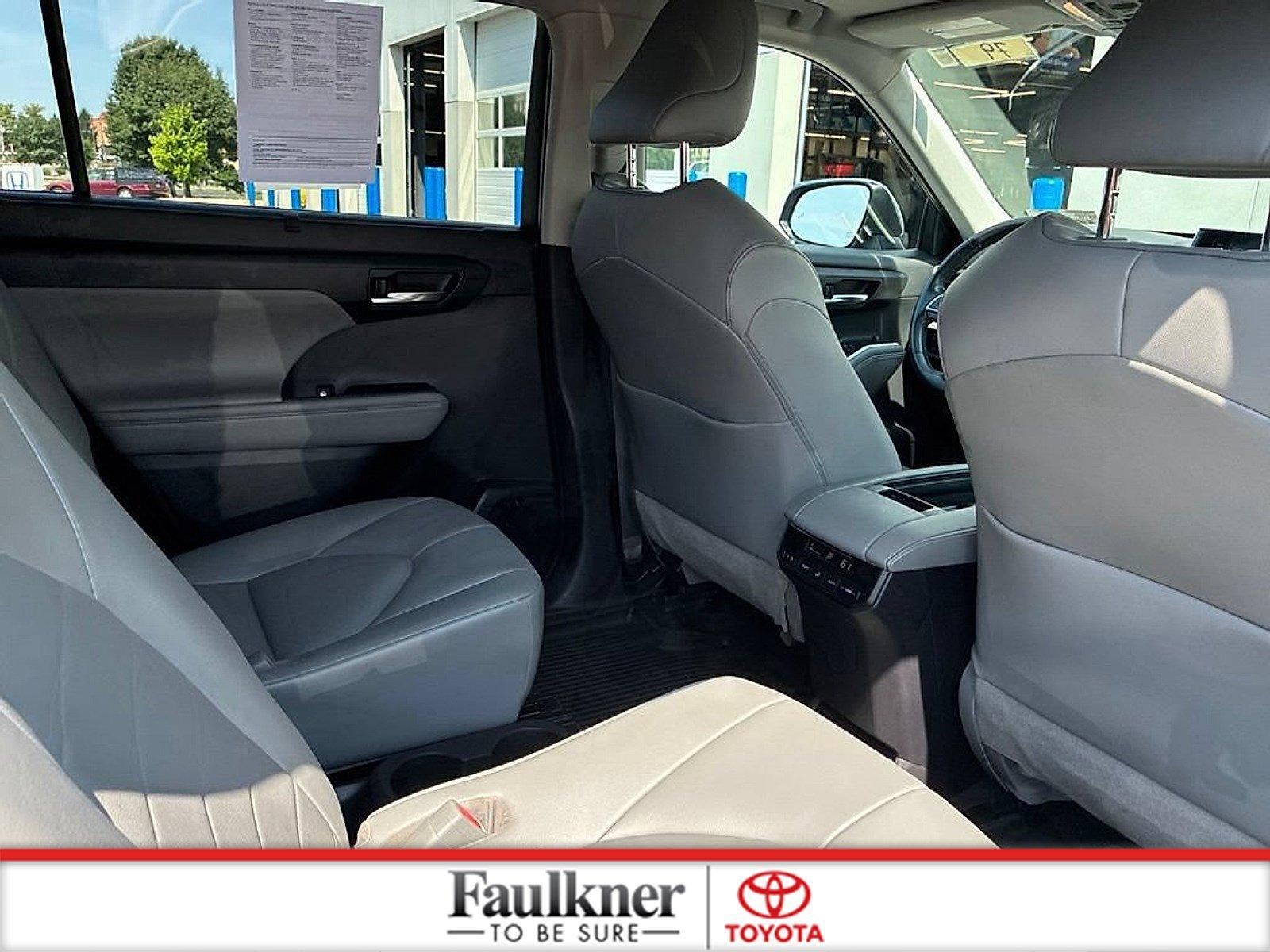 2020 Toyota Highlander XLE AWD (Natl)