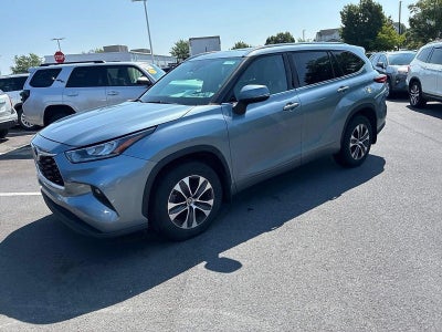 2020 Toyota Highlander XLE AWD (Natl)