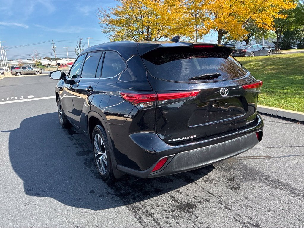 2022 Toyota Highlander XLE CERTIFIED