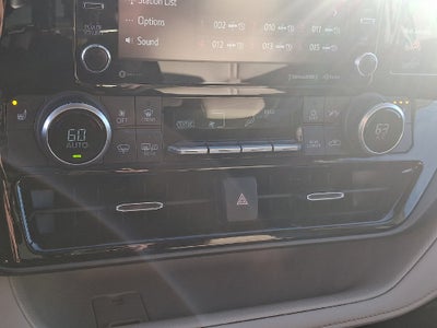 2022 Toyota Highlander XLE CERTIFIED