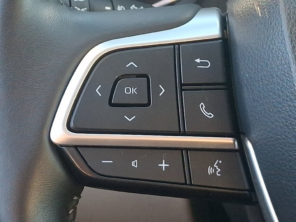 2022 Toyota Highlander XLE CERTIFIED