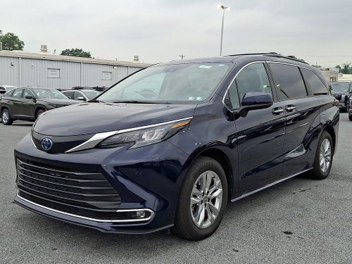 2024 Toyota Sienna XLE 7 Passenger