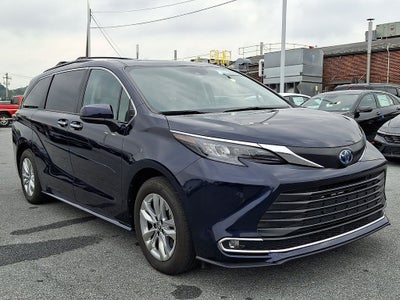 2024 Toyota Sienna XLE 7 Passenger