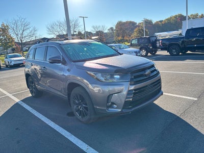 2019 Toyota Highlander SE