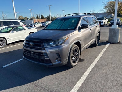 2019 Toyota Highlander SE