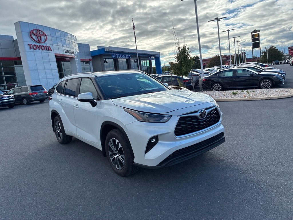 2026 Toyota Highlander XLE CERTIFIED