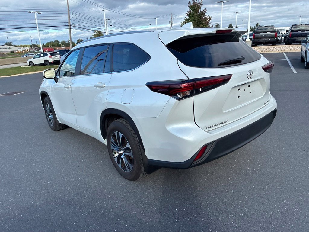 2026 Toyota Highlander XLE CERTIFIED