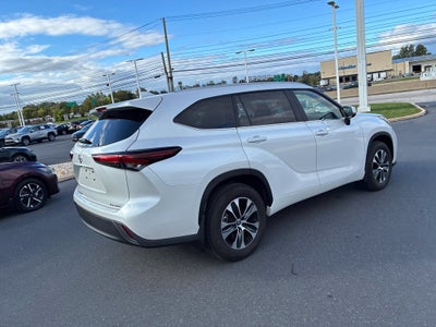 2026 Toyota Highlander XLE CERTIFIED