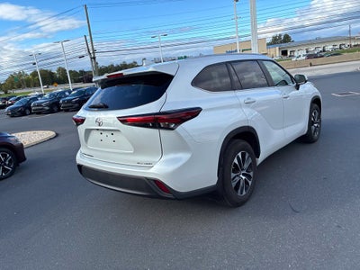 2026 Toyota Highlander XLE CERTIFIED