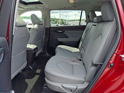 2024 Toyota Highlander XLE AWD (Natl)