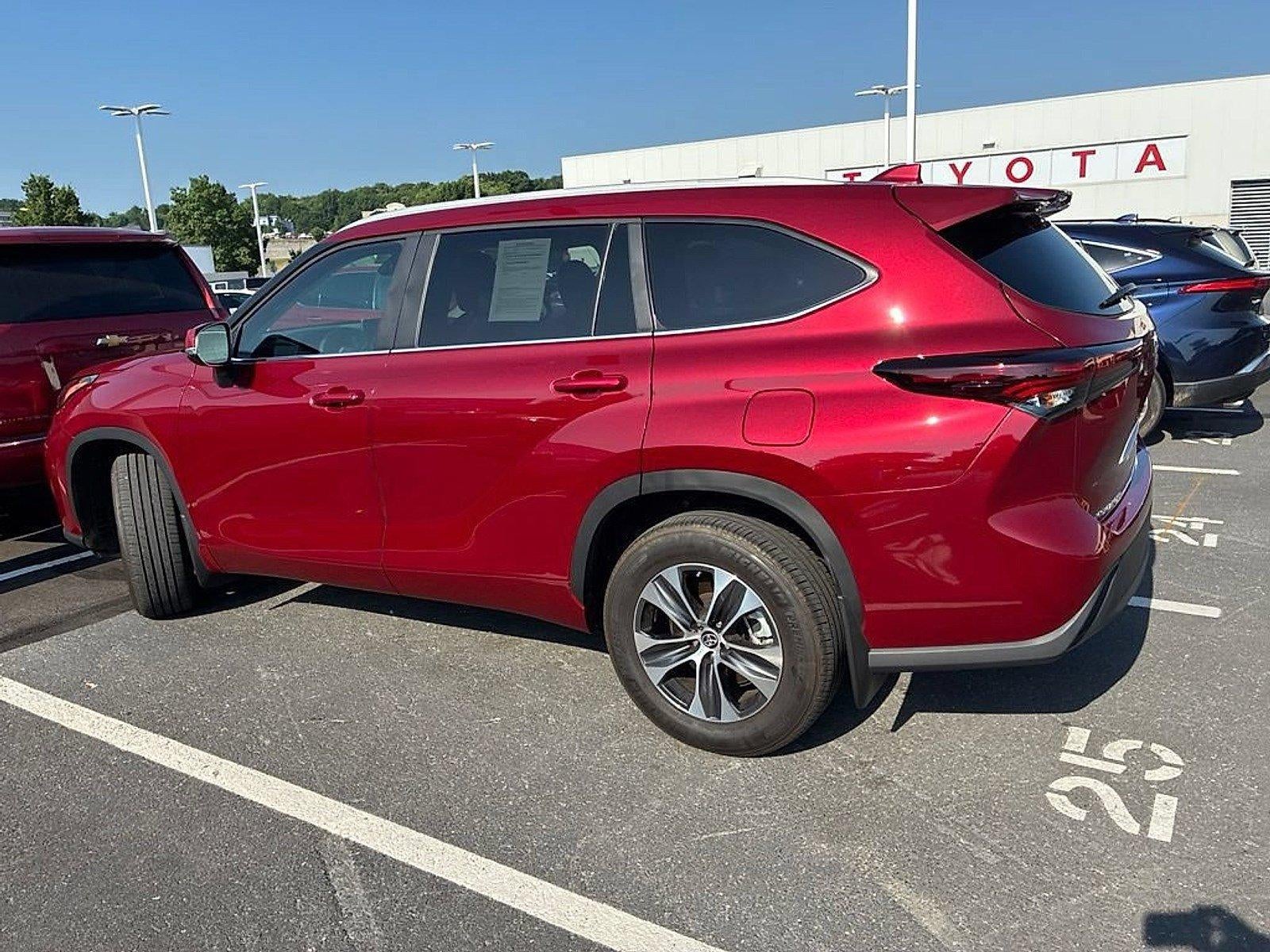 2024 Toyota Highlander XLE AWD (Natl)