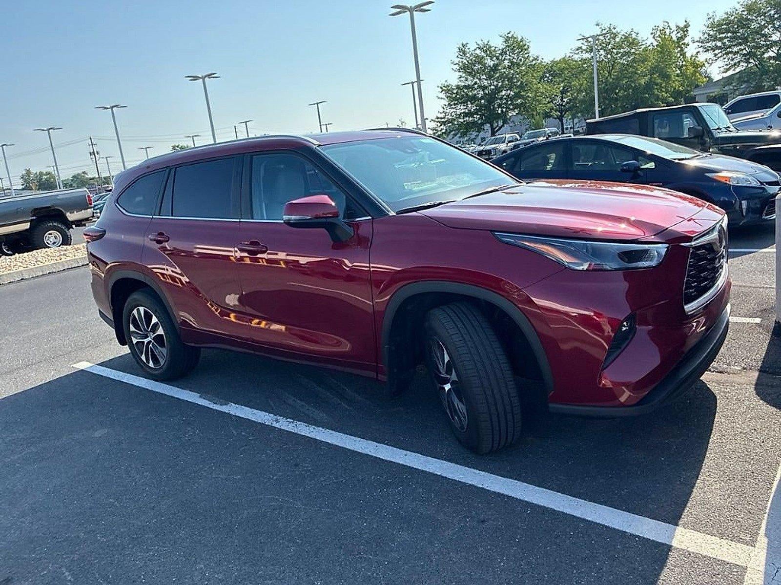 2024 Toyota Highlander XLE AWD (Natl)