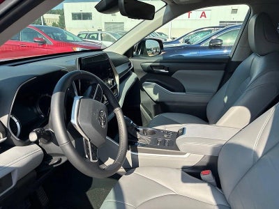 2024 Toyota Highlander XLE AWD (Natl)