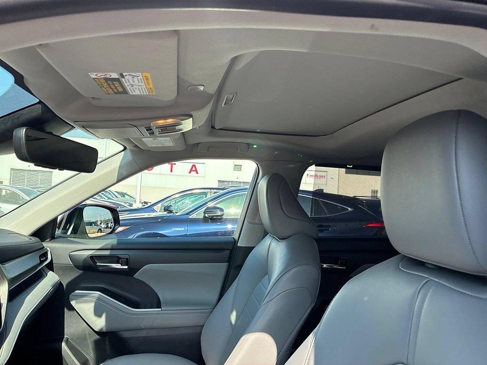 2024 Toyota Highlander XLE AWD (Natl)