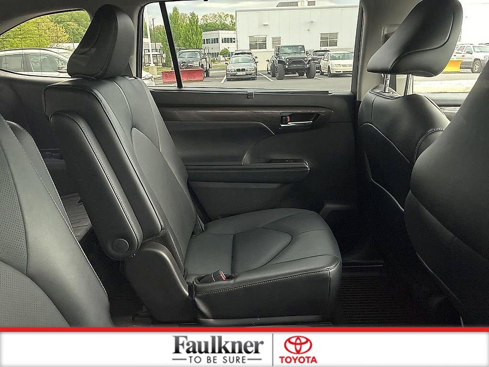 2025 Toyota Highlander LE AWD (Natl)