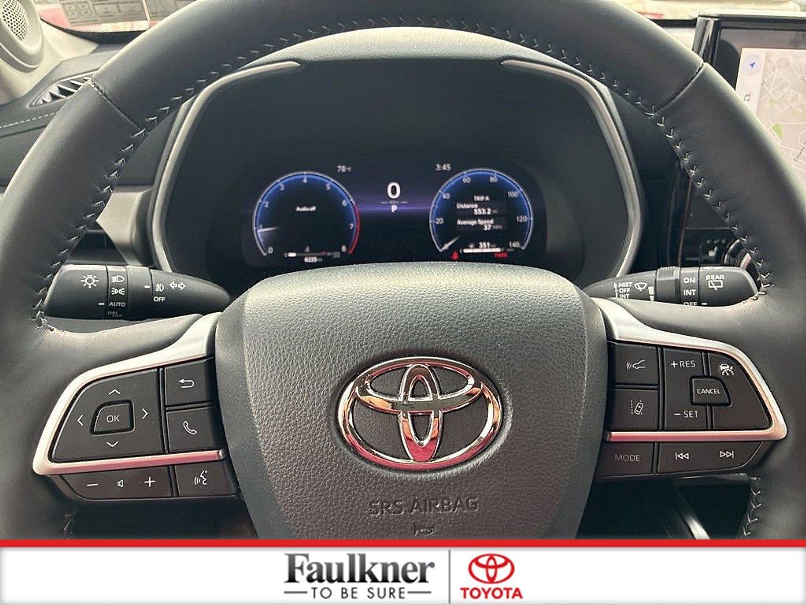 2025 Toyota Highlander LE AWD (Natl)